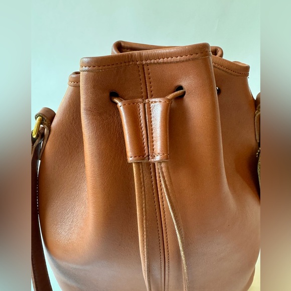 Vintage Coach Nicolas bucket bag (#9946) - Picture 3 of 9